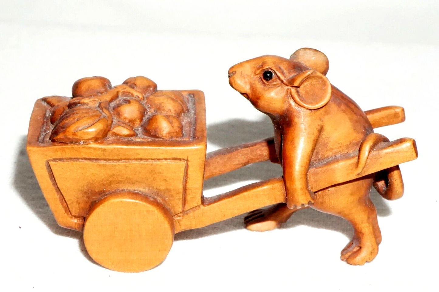 Vintage Japanese Carved Wooden Netsuke Mouse Pushing a Cart (FeH