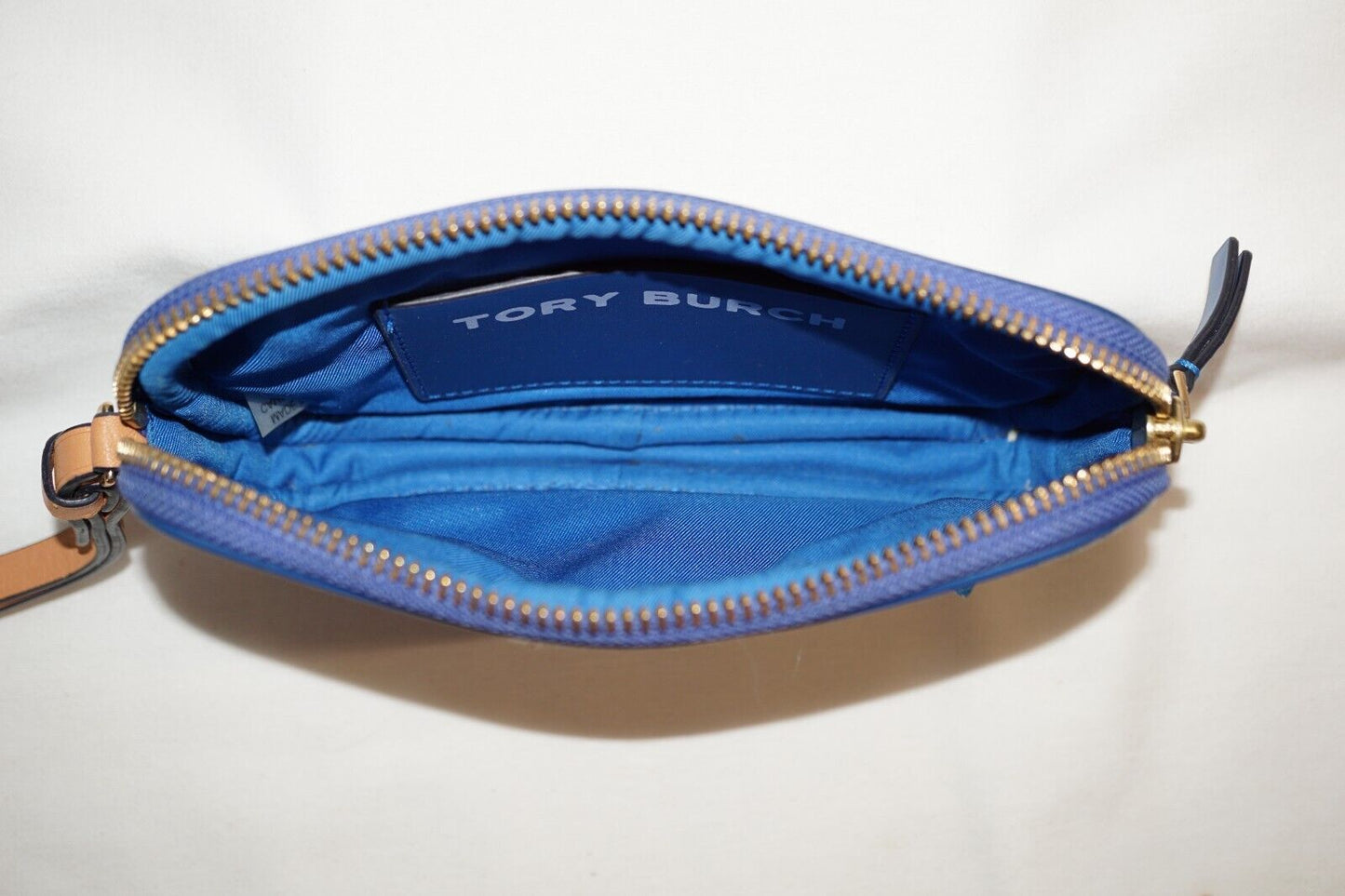 Tori Burch Gemini Link Canvas Wristlet (InS)37