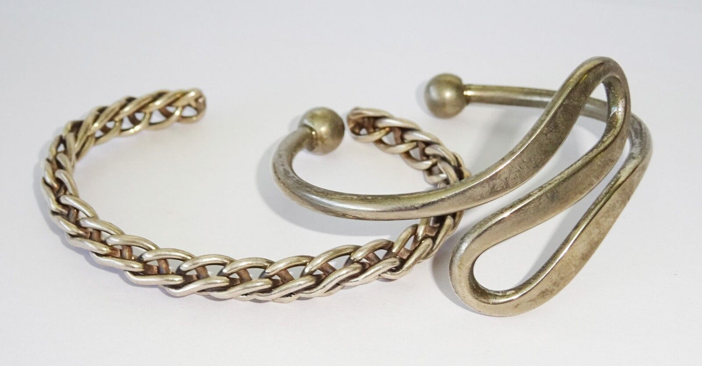 2Pc Modernist Silver Bracelets w. Abstract Curviliniar & Weave Motifs (Yir)