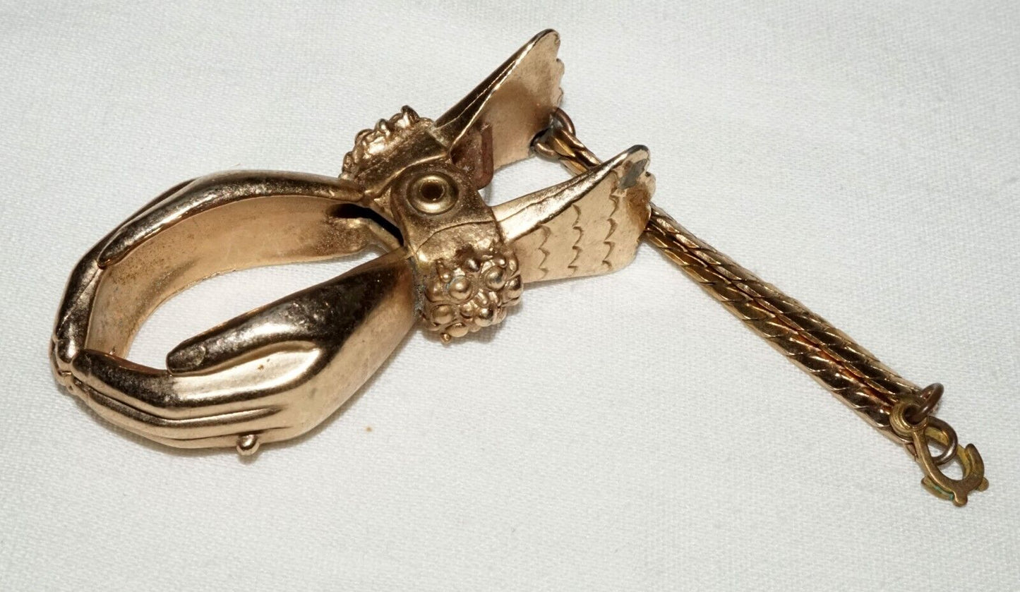 Antique Gold Plated Two Hands Motif Clamp Clip w. Chain & Bail Ring (WoJ)
