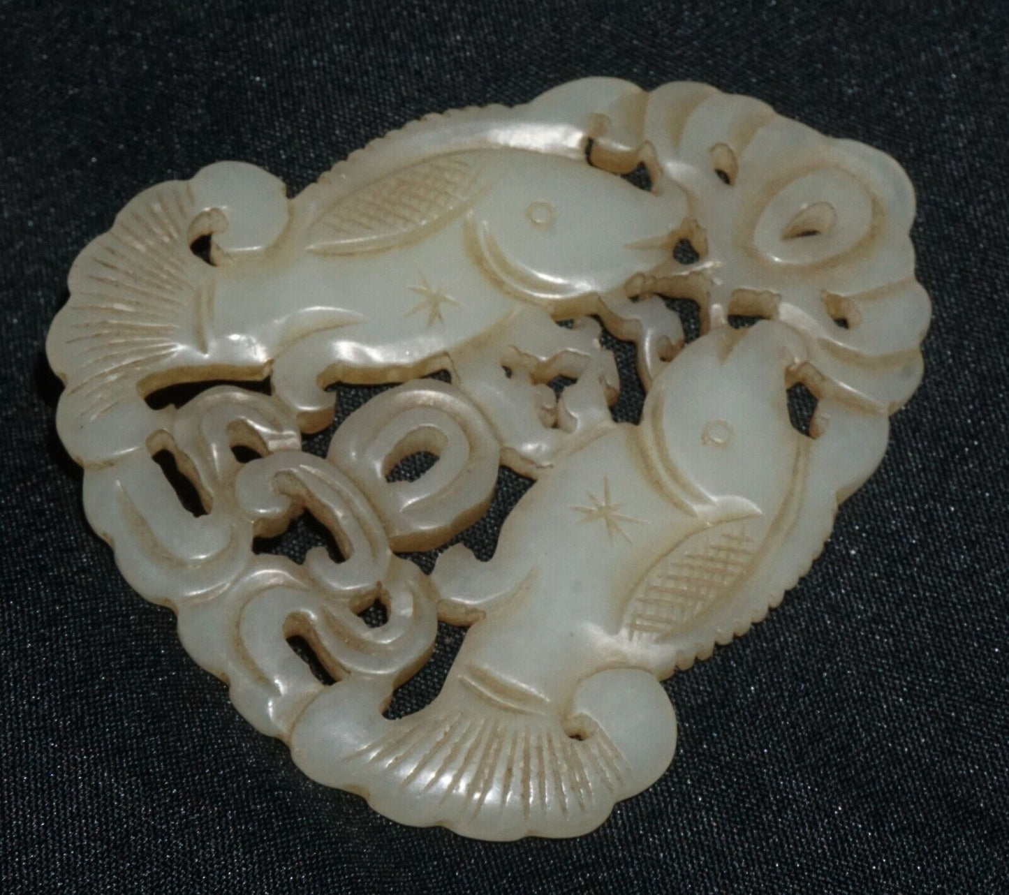 Antique Chinese Nephrite Jade Pierced Pendant Double Leaping Carp Motif (---)