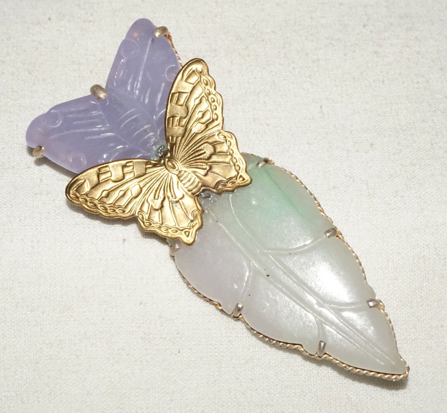 Vintage Chinese Fashion Lavender Jade Butterfly & Leaf Brooch Pendant (LeP)