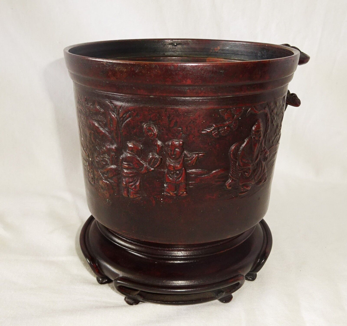 18/19C Chinese Bronze Scholar Motif Brush Pot w. Lingzhi Handle & Stand (808)