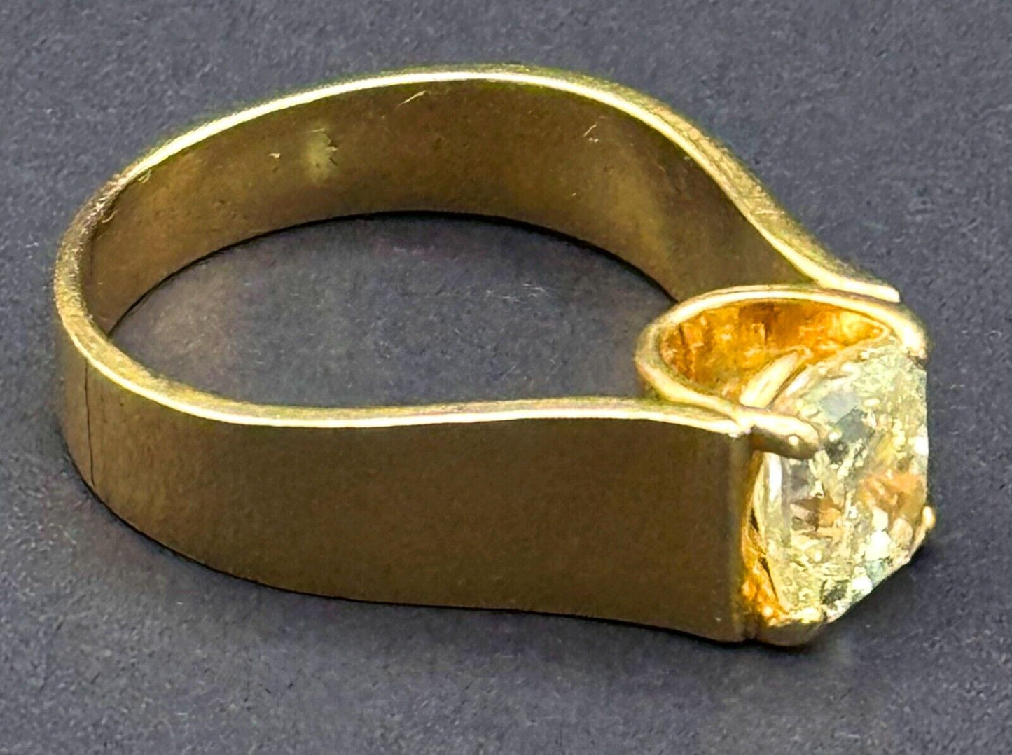 Vtg. 14k Y. Gold Ring Sz 8.5 w Prong Set Rectangular Cut 1.75 Ct Diamond (MeK)