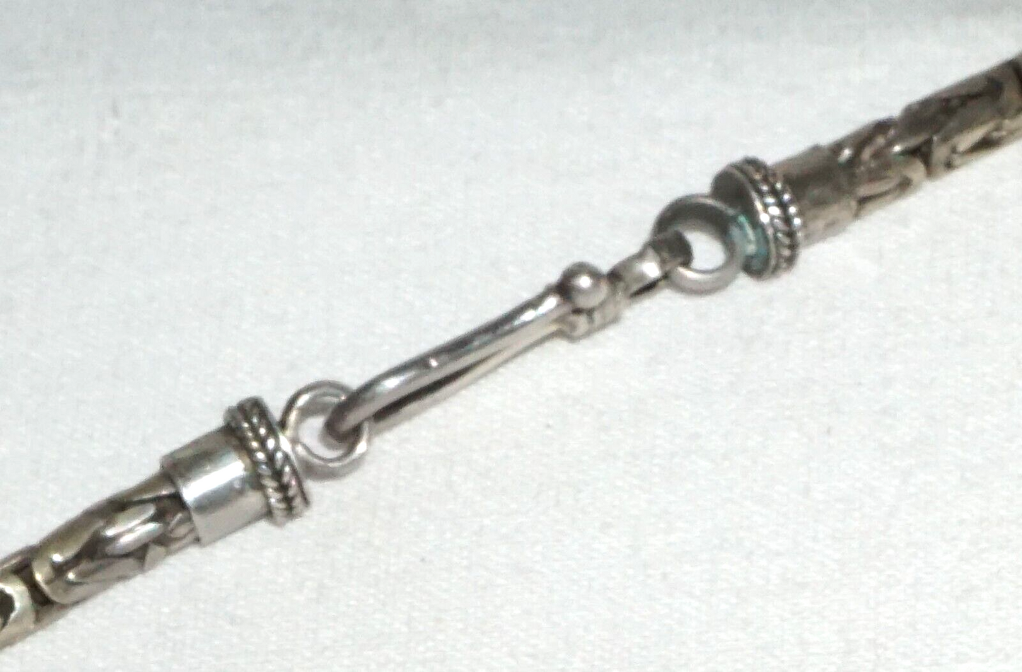Vintage Modernist Sterling Silver Necklace w. Sterling Pendant w. Amethyst (---)