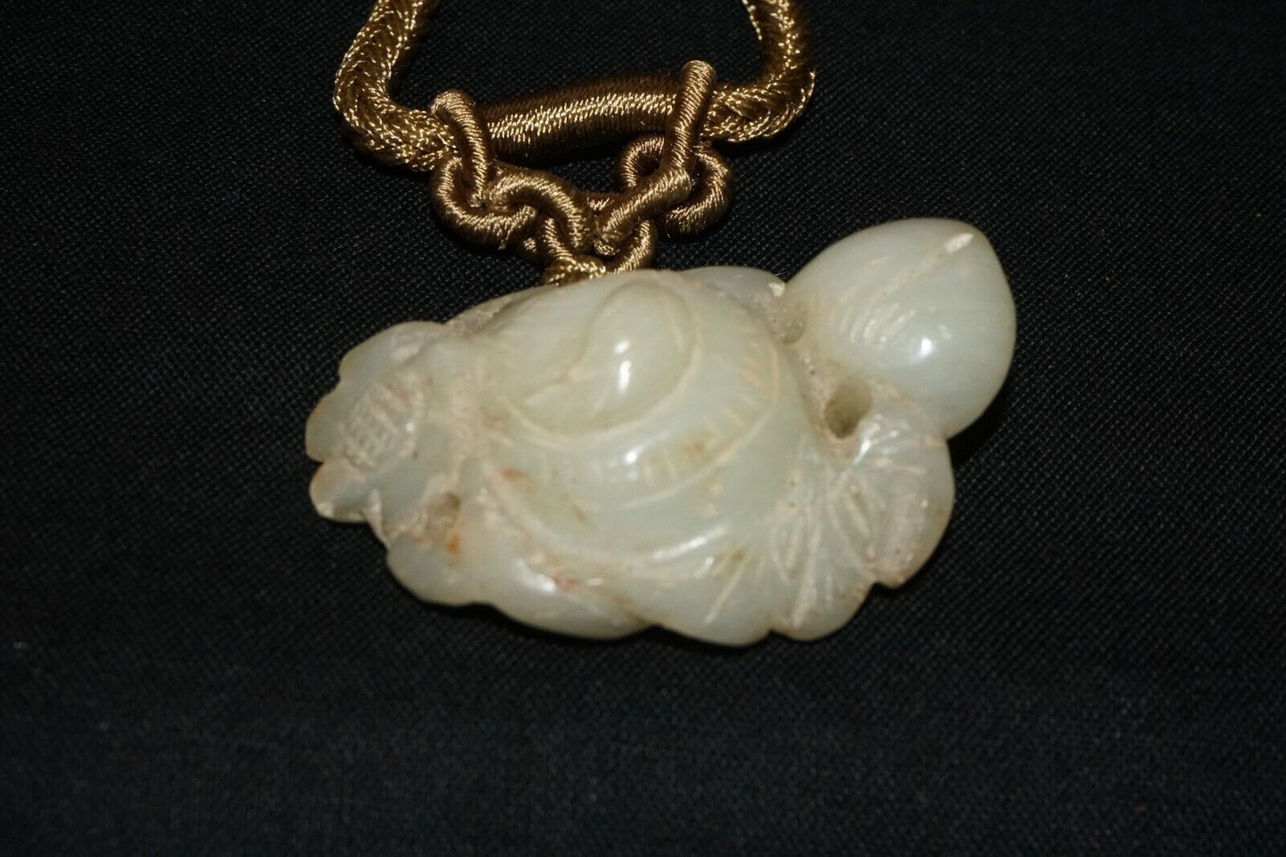 Vintage Chinese Nephrite Jade Carving w. Flower & Bud Motif on Necklace (Les)L21