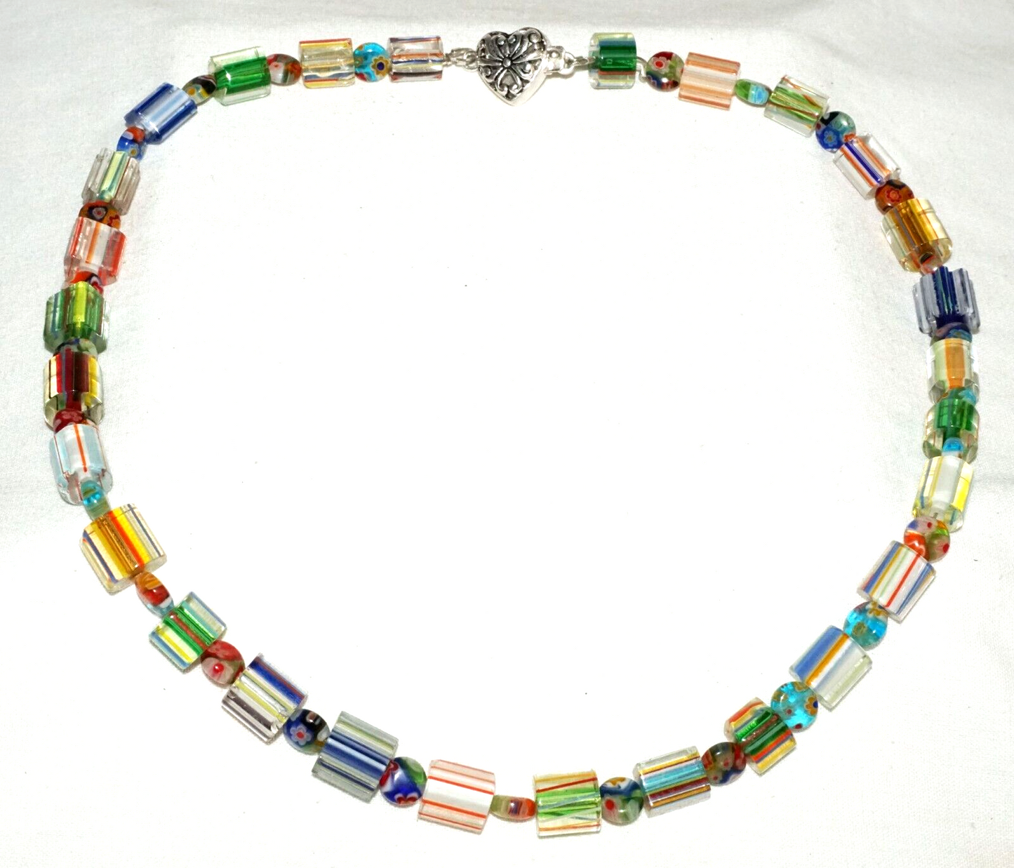 Vintage Fashion Rainbow Colored Murano Glass Bead Necklace w. Heart Clasp (PaS)