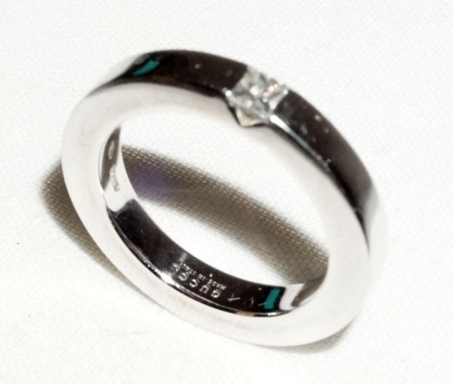 Vintage Italy 18k White Gold Ring Sz.8 w. 1x Diamond by Gucci in Box (InS)
