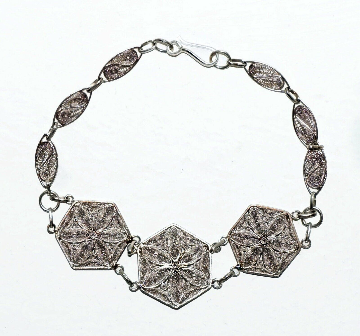 Vintage Silver Filigree Flower Motif Link Bracelet (LeP)#28