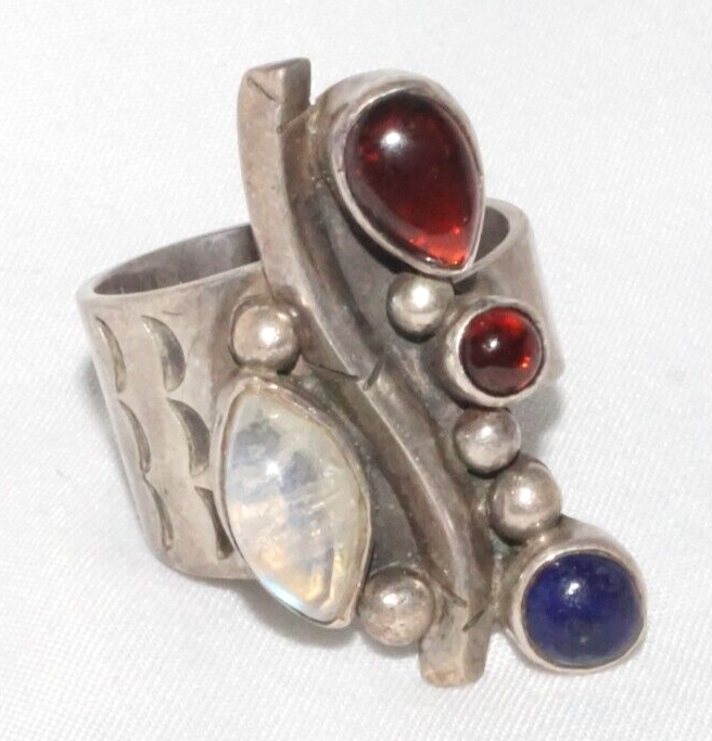 Vintage Sterling Ring Accented w Tanzanite, Garnet & Moonstone Adjust Sz (LoC)L2