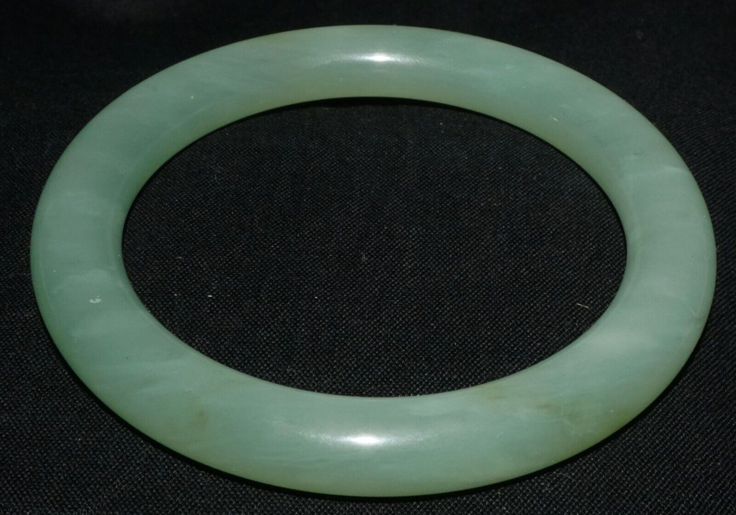 Vintage Chinese Semi Translucent Striated Green Glass Bangle Bracelet (LeS) B59