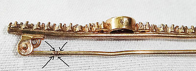 1900 EDWARDIAN UNMARKED YELLOW GOLD BAR PIN w. GARNET & WHITE OPALS (Le)