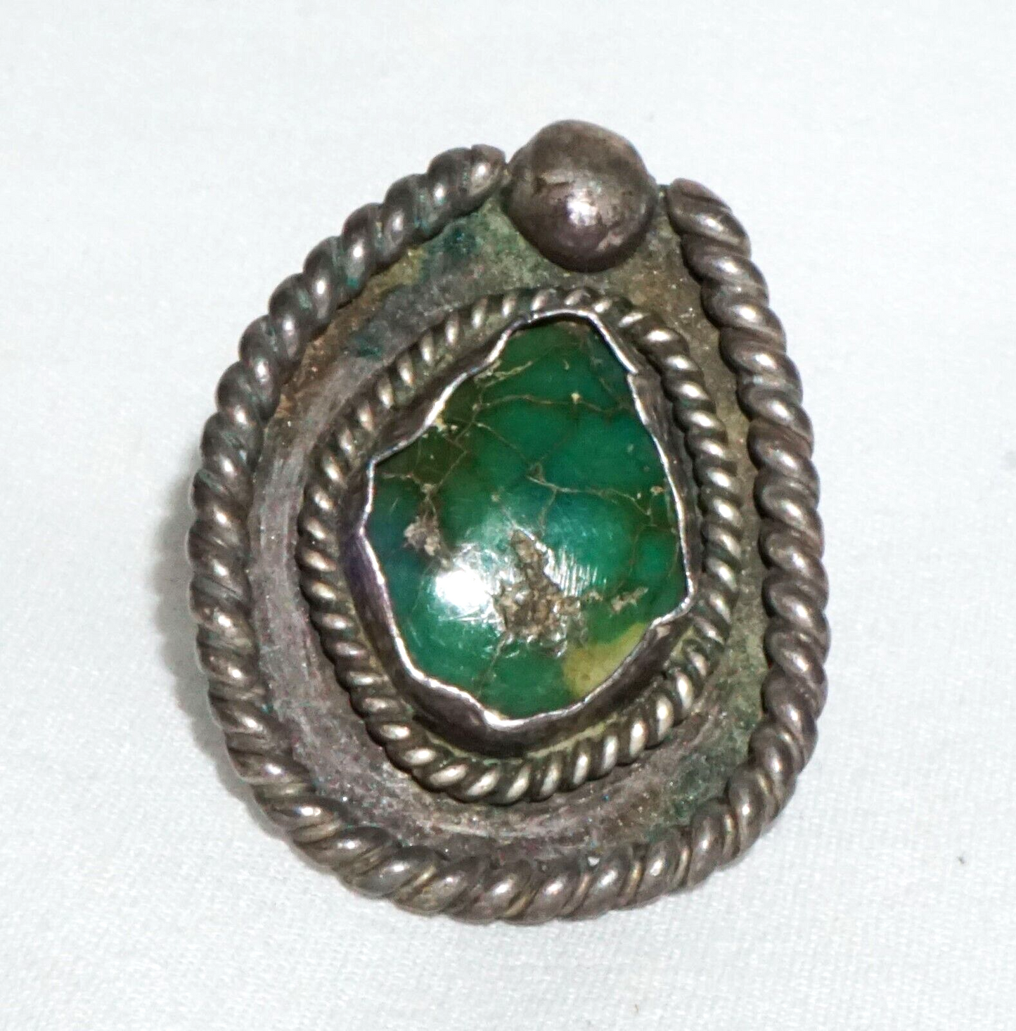 Vintage S.W. Silver Ring Sz.7.5 w. Bezel set Turquoise Accent (GeB)#7