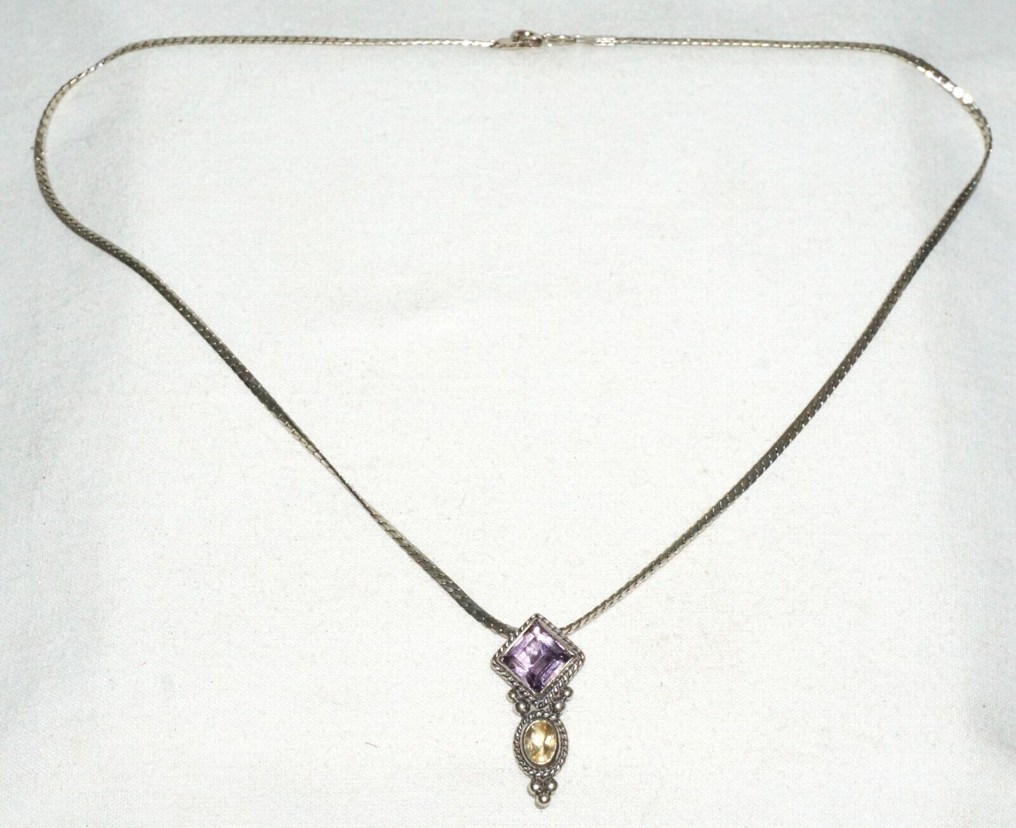 Vintage Sterling Silver Necklace w. Pendant w. 1x Amethyst & Golden Topaz (---)