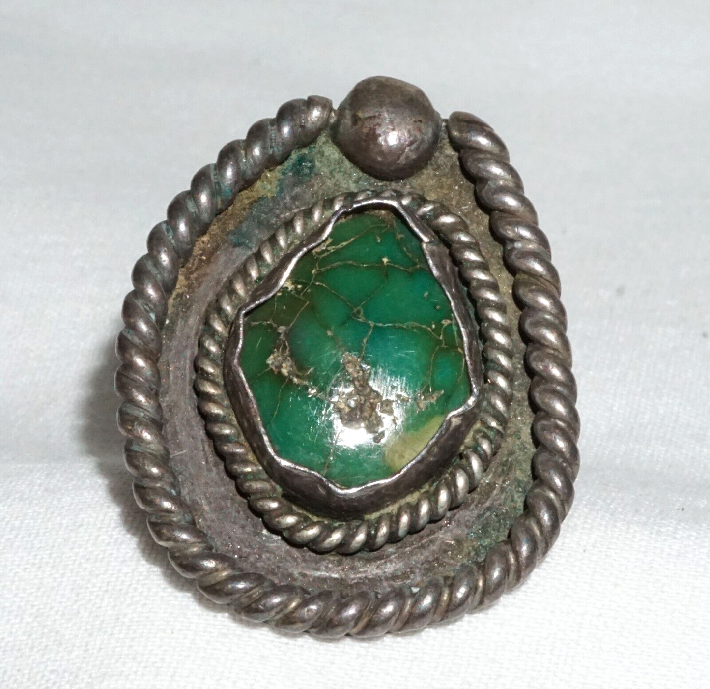 Vintage S.W. Silver Ring Sz.7.5 w. Bezel set Turquoise Accent (GeB)#7