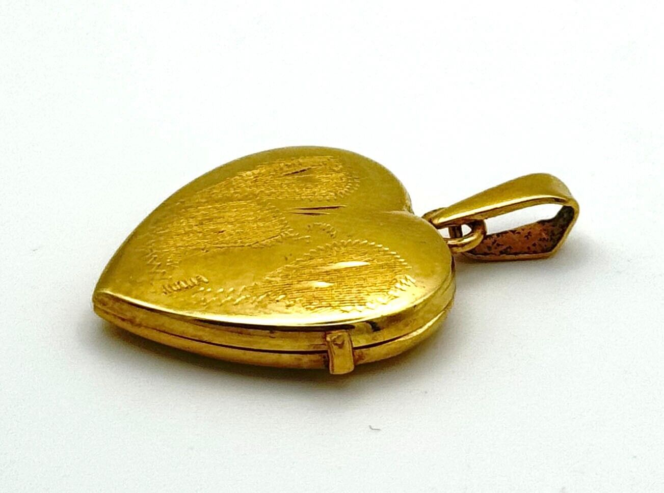 Vintage Italian 14k Yellow Gold Double Heart Locket Pendant for 2 Photos (McC)