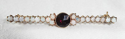 1900 EDWARDIAN UNMARKED YELLOW GOLD BAR PIN w. GARNET & WHITE OPALS (Le)