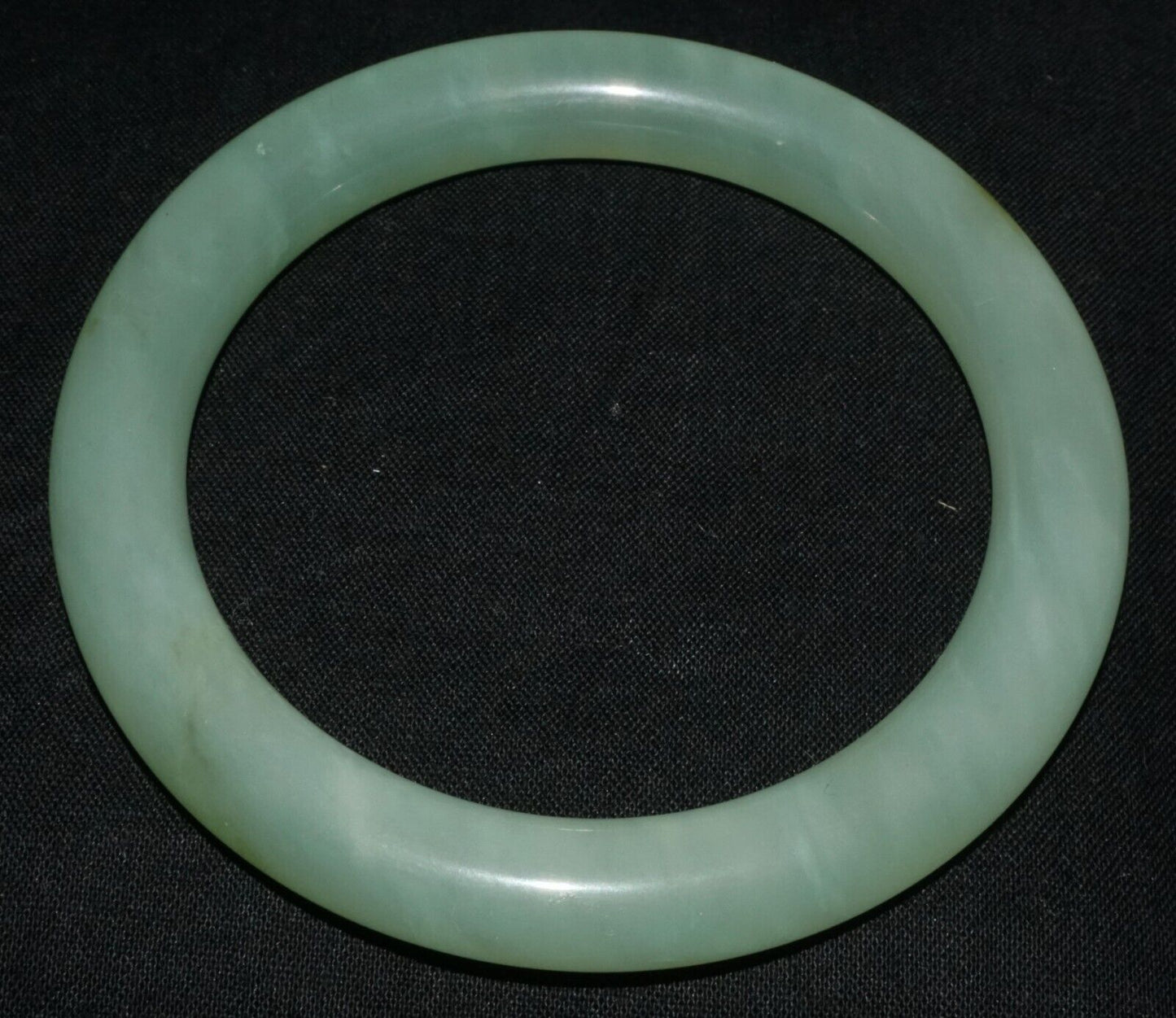 Vintage Chinese Semi Translucent Striated Green Glass Bangle Bracelet (LeS) B59