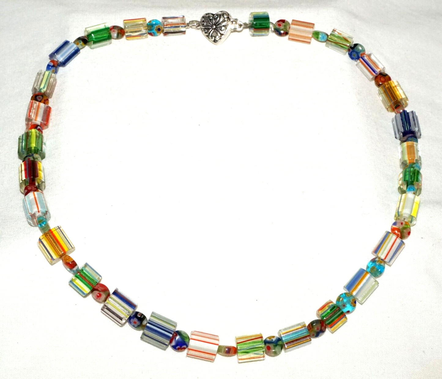 Vintage Fashion Rainbow Colored Murano Glass Bead Necklace w. Heart Clasp (PaS)
