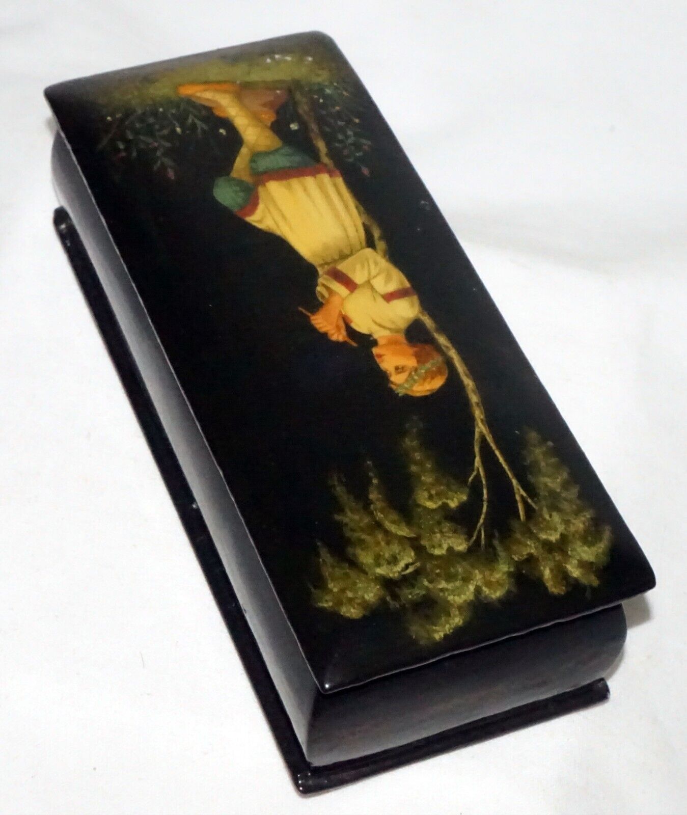 Vintage Russian Lacquer Box Fairy Tale Male Figure under Tree unsigned (AHB)