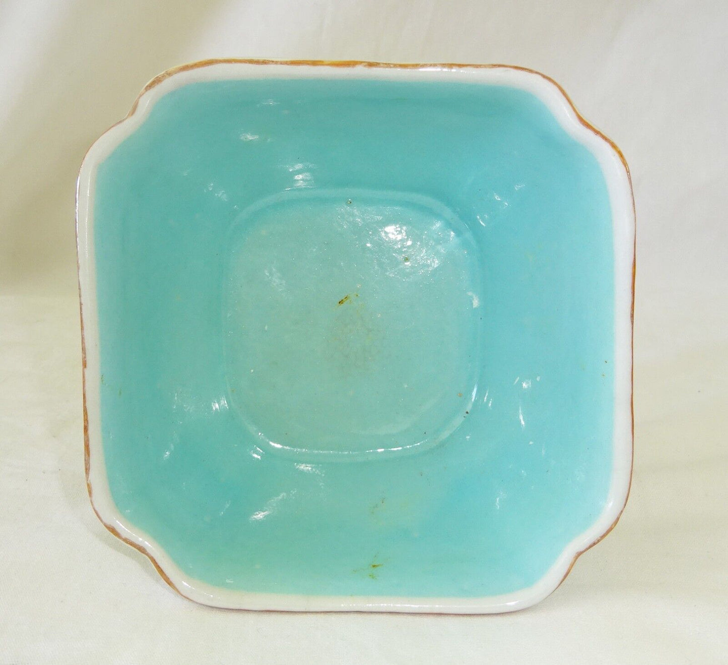 19C Chinese Floral Motif Bowl in Famille Rose Enamels w. Tongzhi Mark (808)