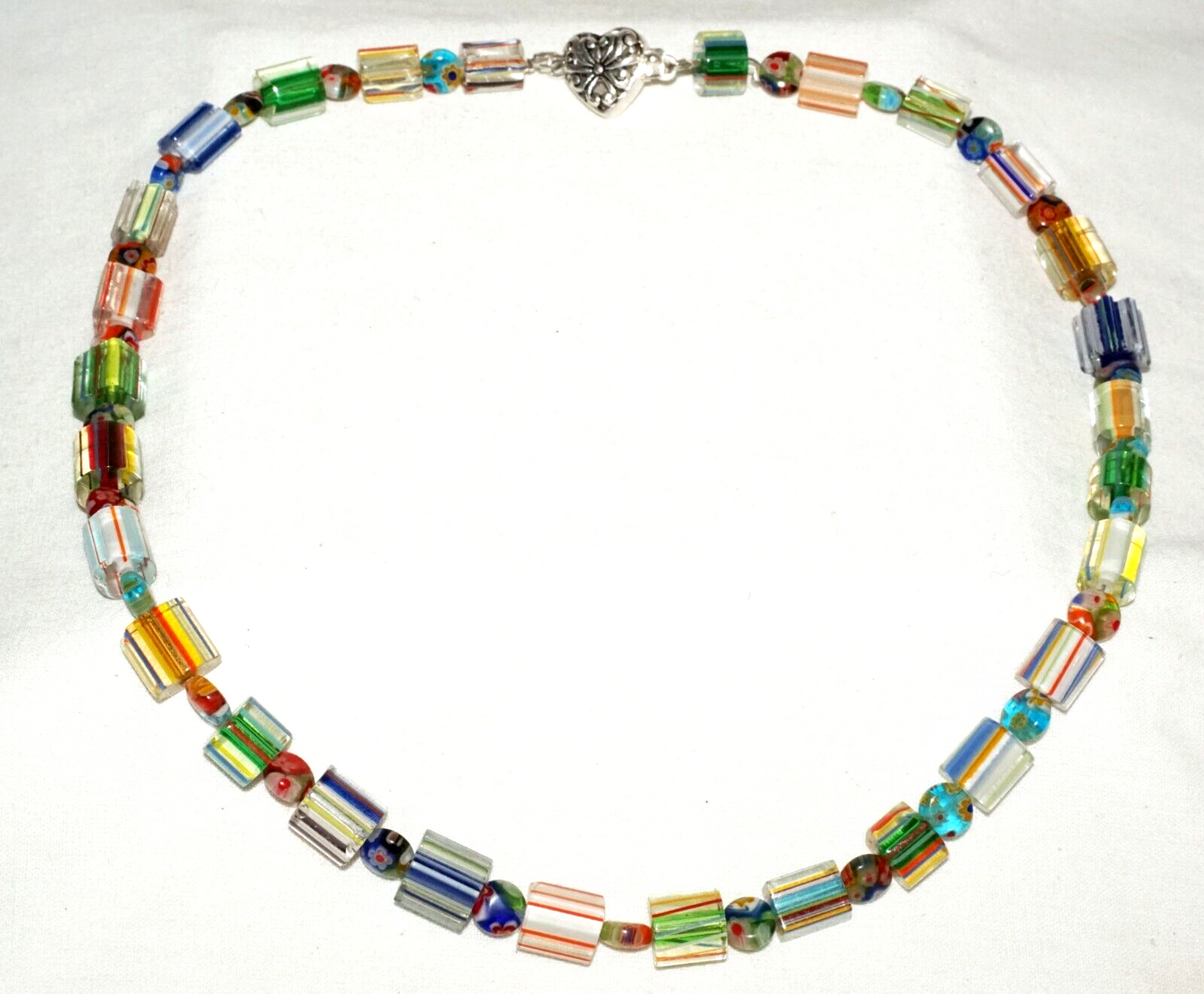 Vintage Fashion Rainbow Colored Murano Glass Bead Necklace w. Heart Clasp (PaS)