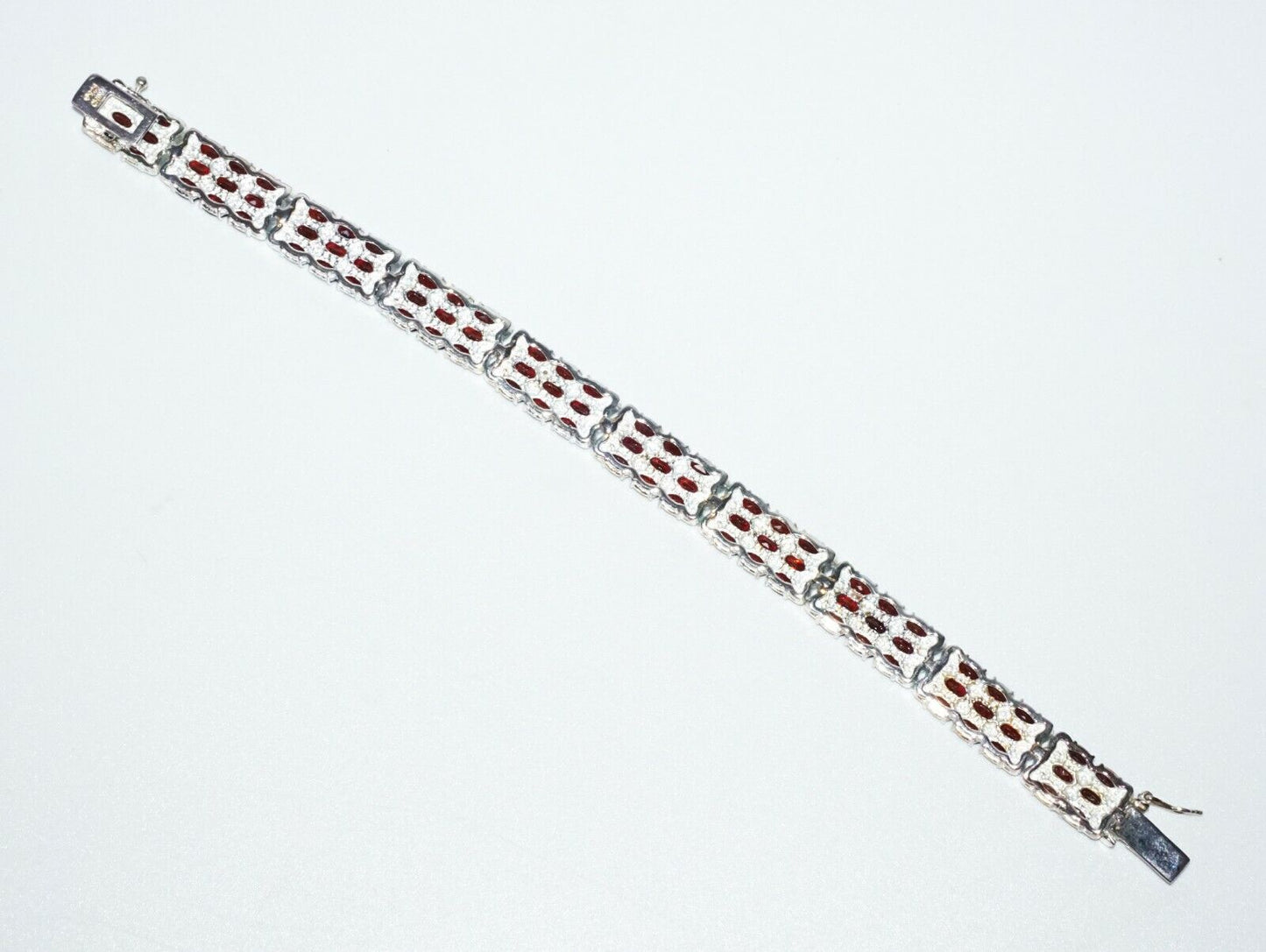Vintage Chinese Sterling Silver Bracelet w. 84x Oval Facetted Garnets (SaR)#203