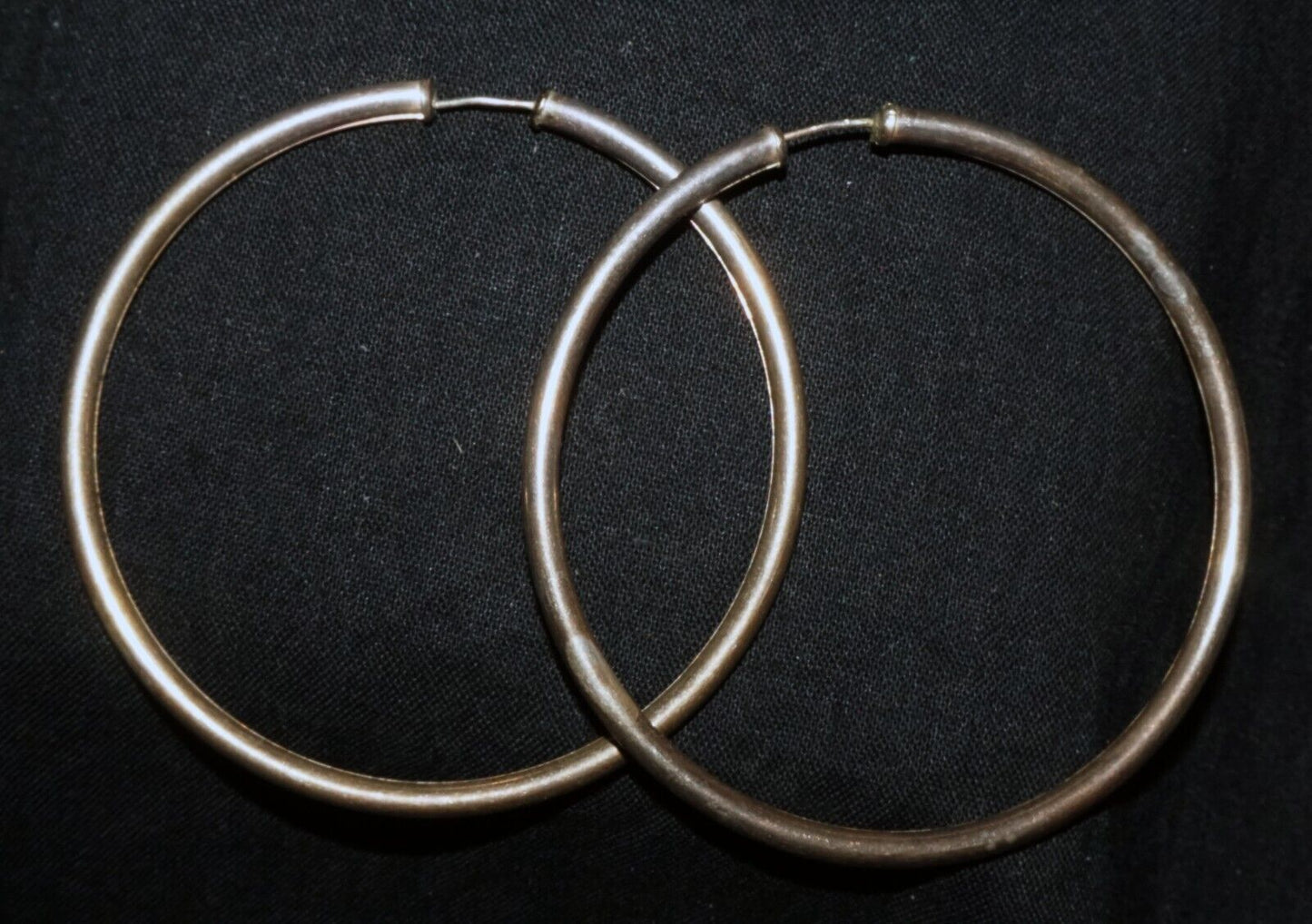 Pair Vintage Unmarked Silver Pierced Ear Large Hoop Earrings (WoJ)
