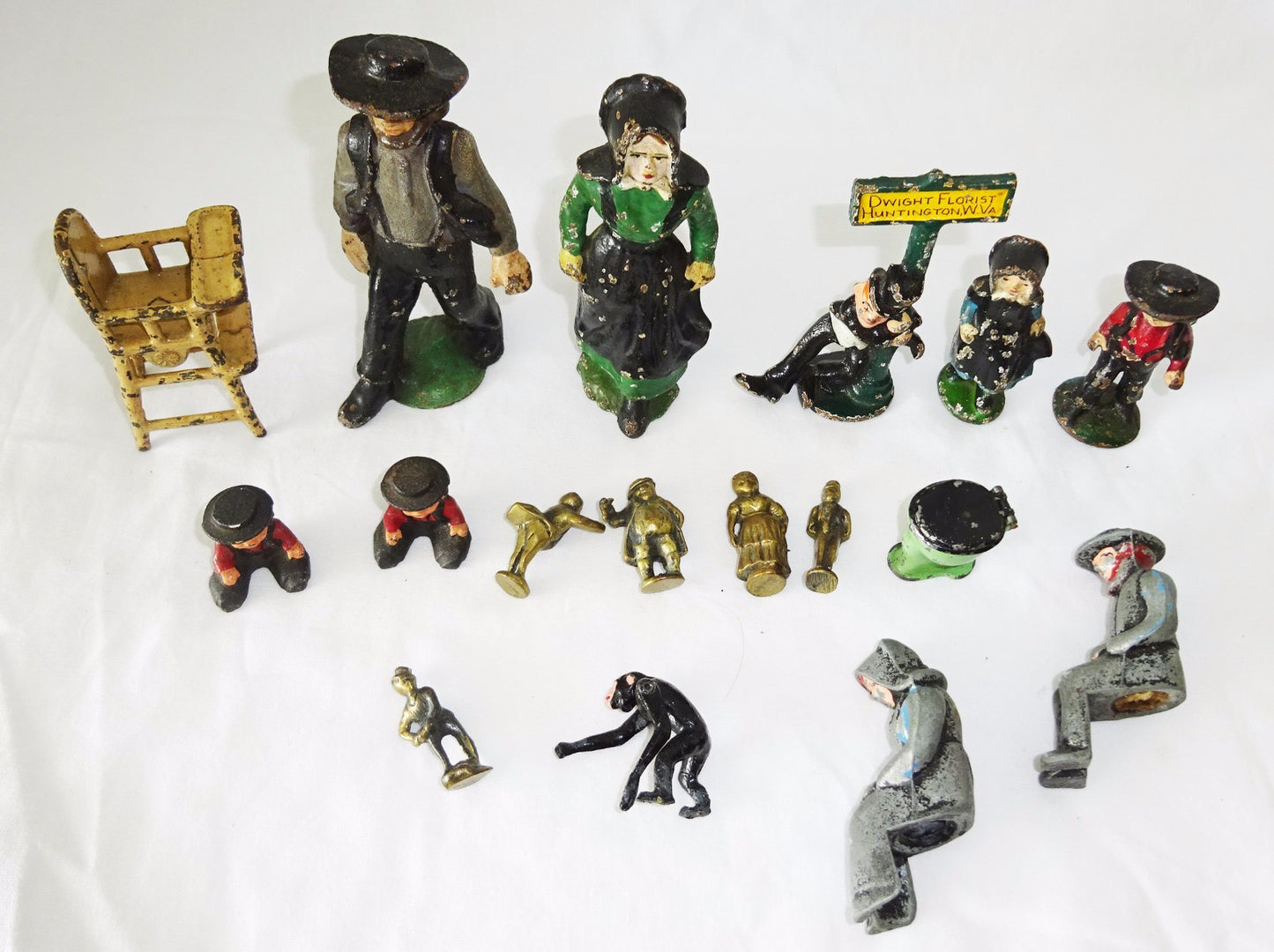 17x Antique Enameled Lead + Brass Figures & Furniture (Mal)