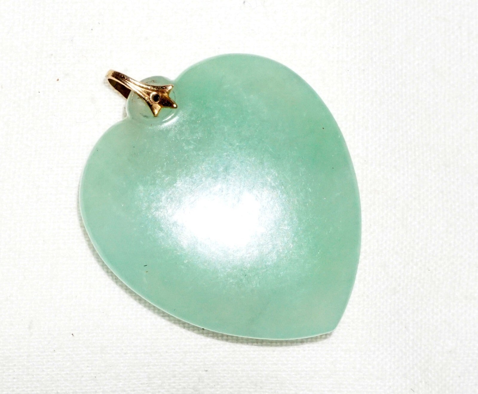 Vintage Chinese Light Celadon Green Jadeite Jade Heart Motif Pendant  (***)