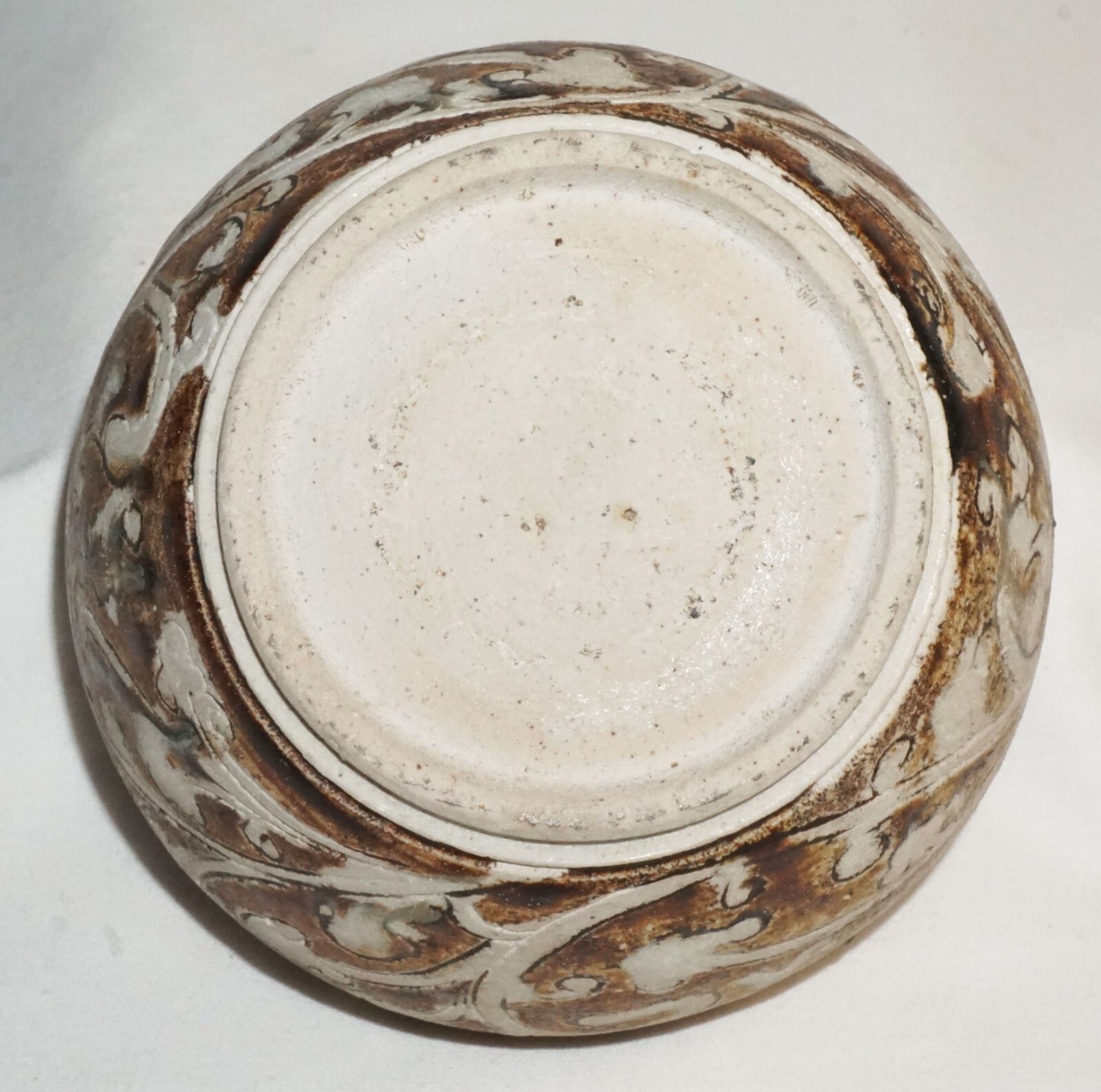 15C Thailand Sawankhalok Brown Glaze Covered Pottery Bowl or Jar (JSt)31
