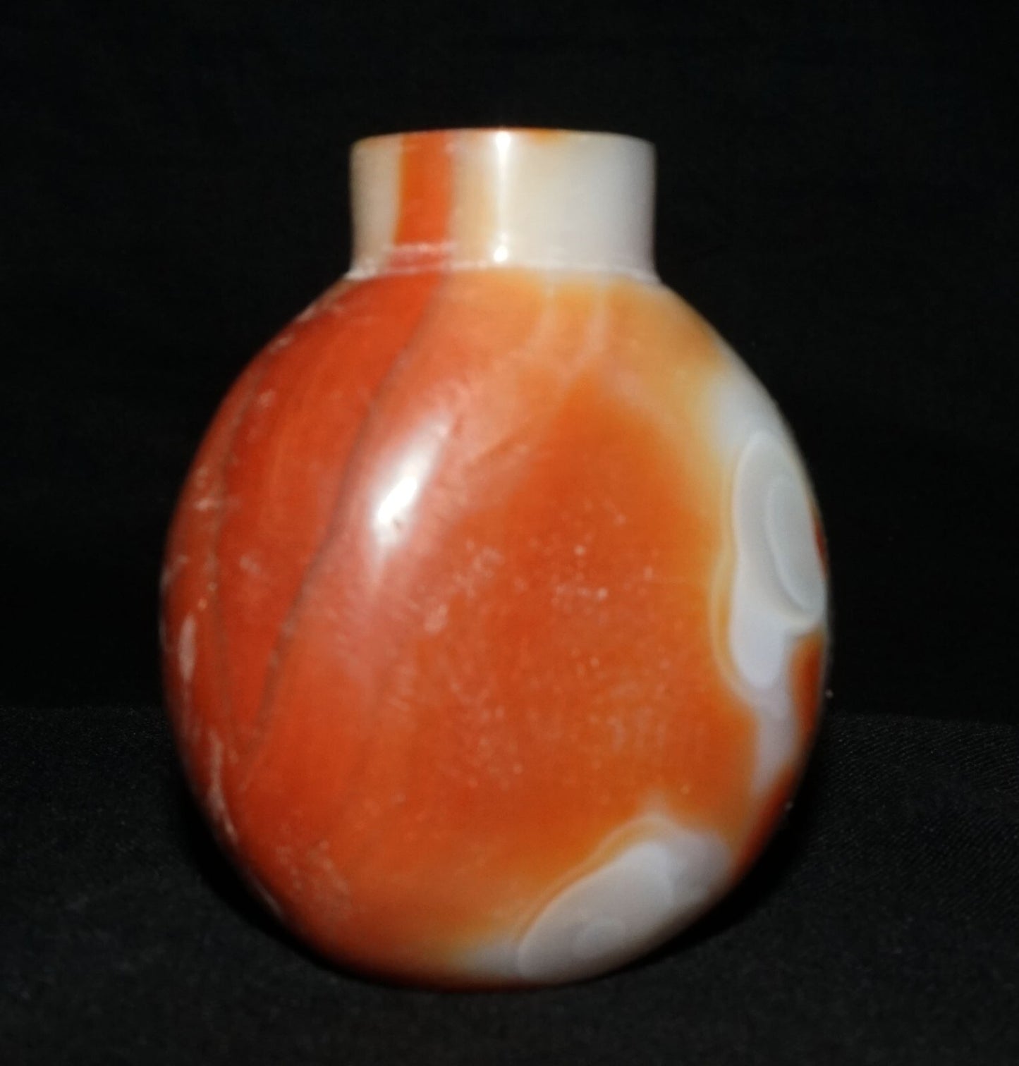 Vintage Chinese Grey & Red Agate Carved Snuff Bottle  (LeS) G17