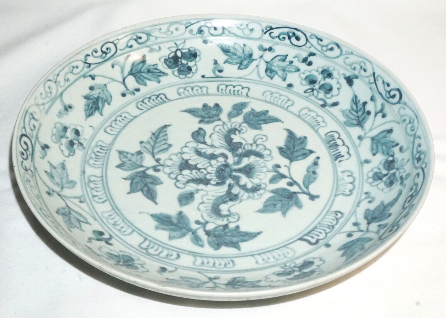 16C Chinese Anamese Blue & White Floral Motif Large Plates or Chargers (JSt)20.5