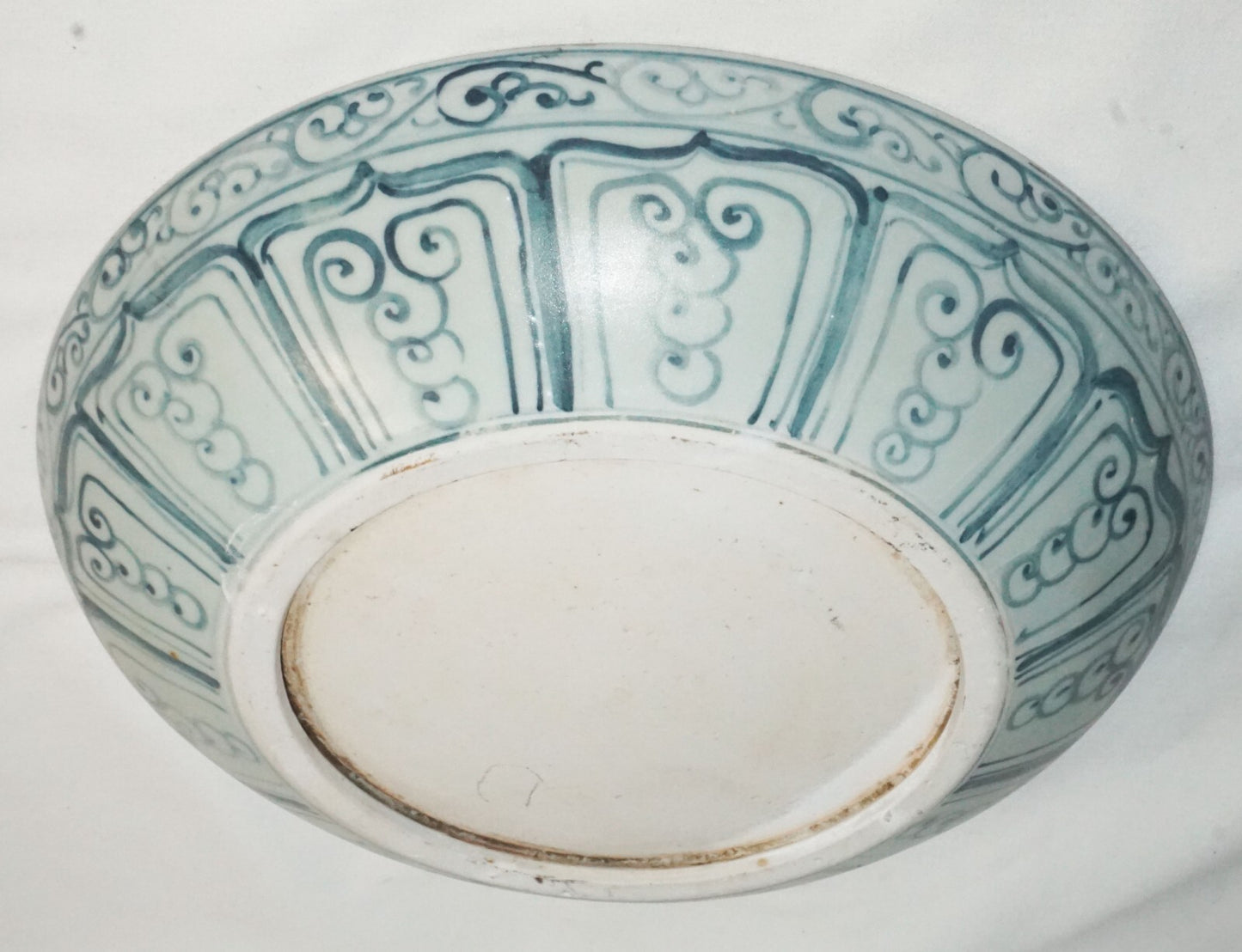 16C Chinese Anamese Blue & White Floral Motif Large Plates or Chargers (JSt)20.5