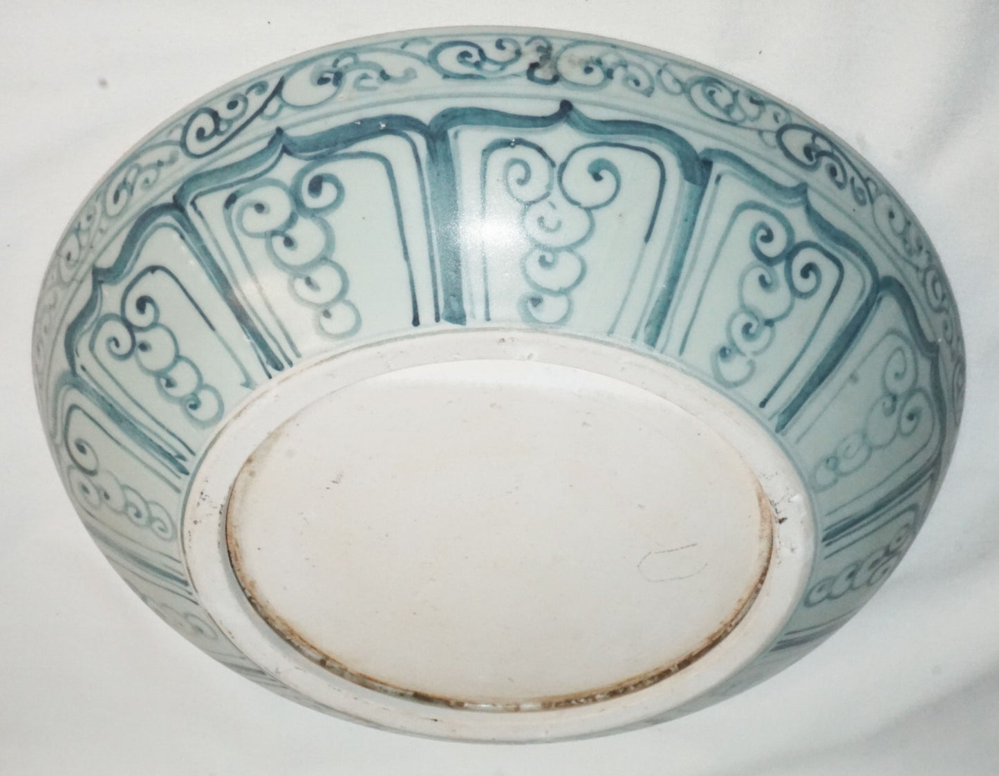 16C Chinese Anamese Blue & White Floral Motif Large Plates or Chargers (JSt)20.5