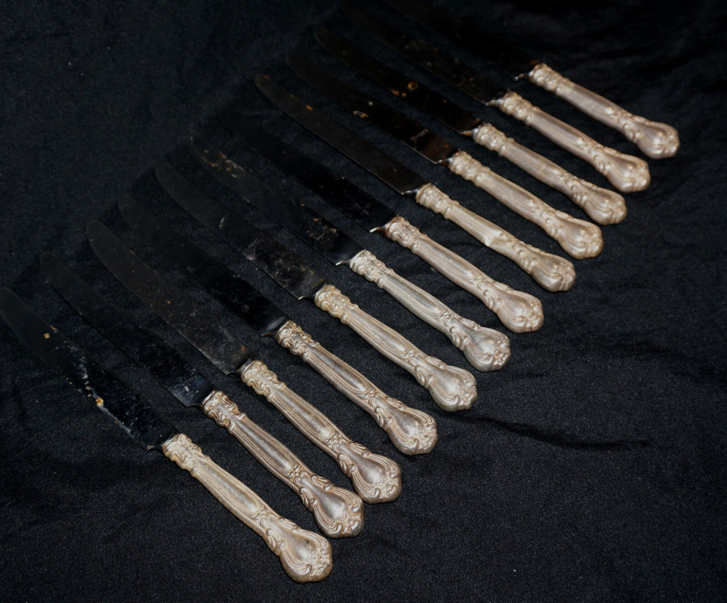 12Pc American Sterling Silver Luncheon Knives 8 3/4"-Gorham Chantilly 1895 (ChB)