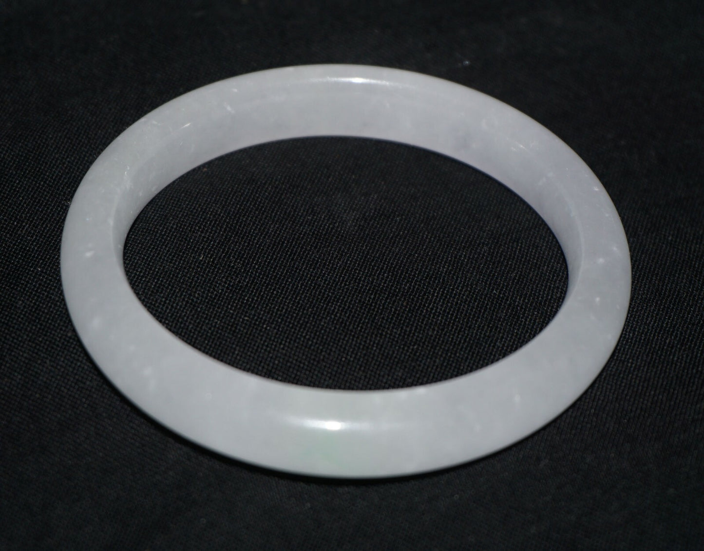 Vintage Chinese Semi Translucent White Jadeite Jade Bangle Bracelet  (NoN) B1