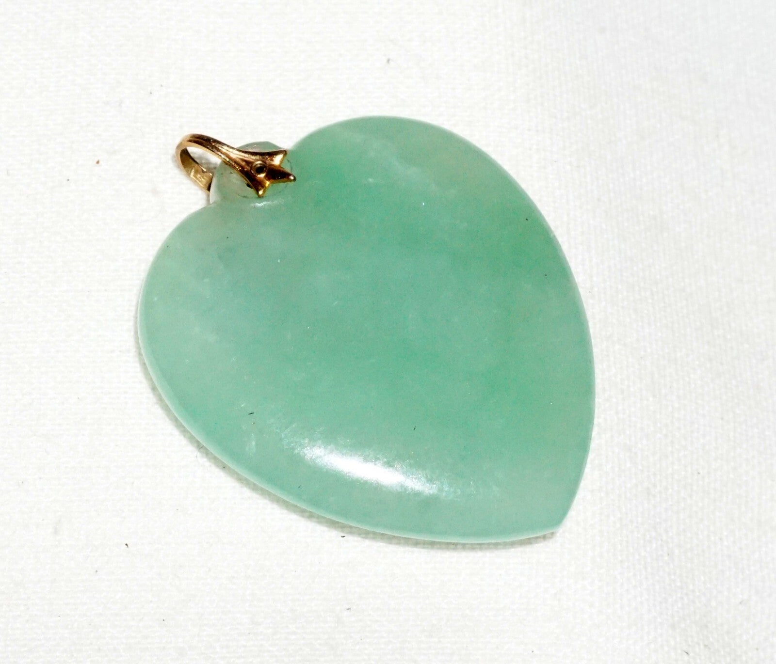 Vintage Chinese Light Celadon Green Jadeite Jade Heart Motif Pendant  (***)