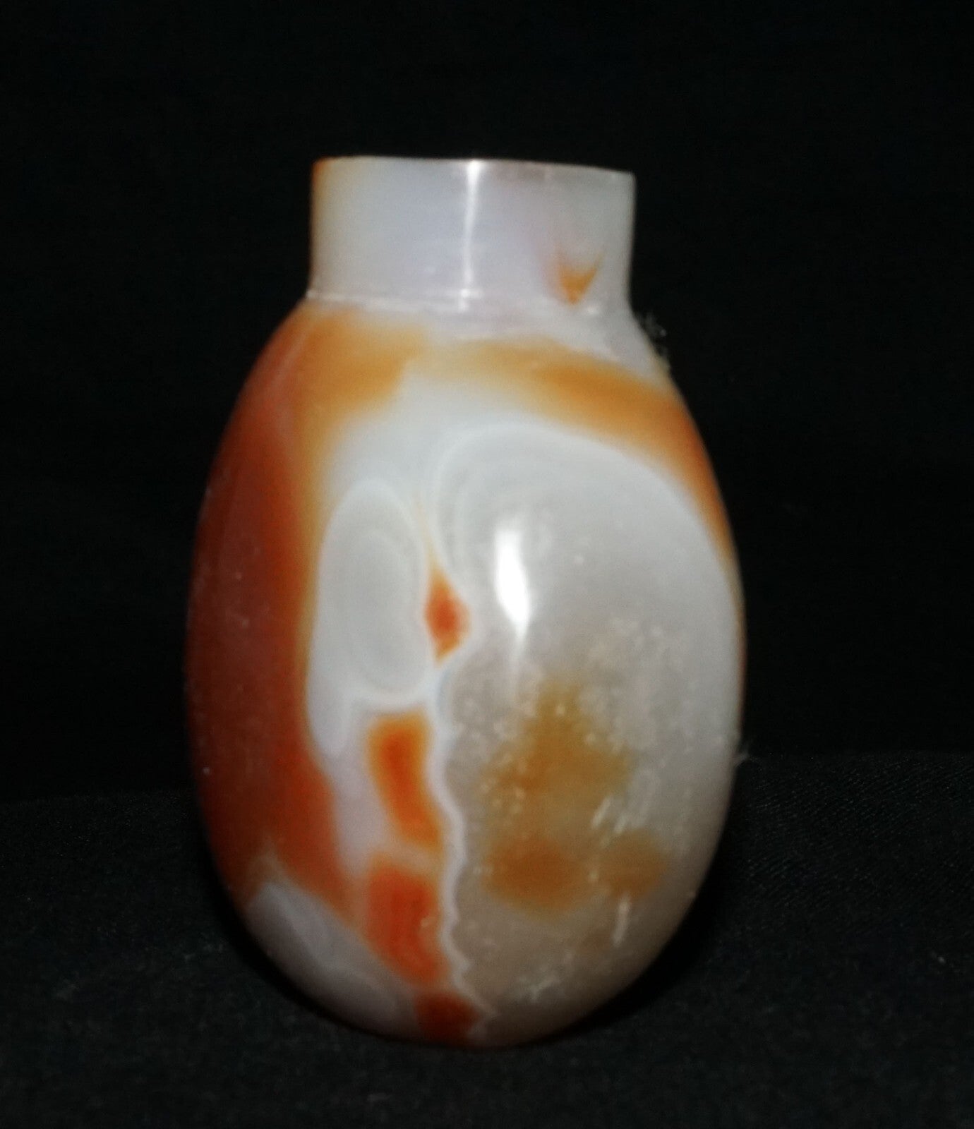 Vintage Chinese Grey & Red Agate Carved Snuff Bottle  (LeS) G17