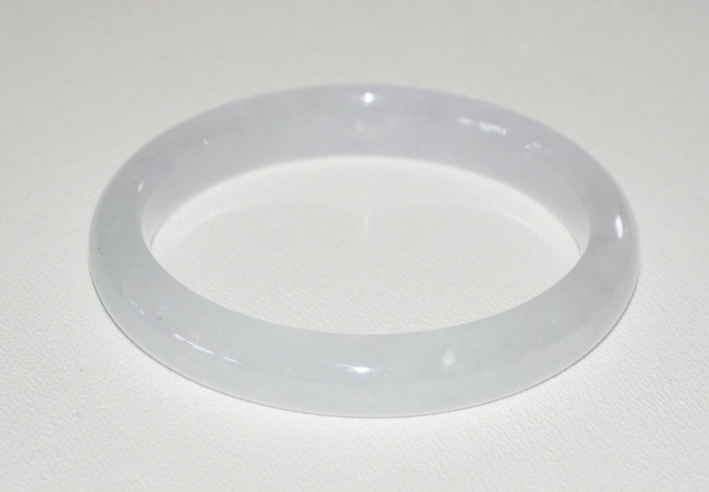 Vintage Chinese Semi Translucent White Jadeite Jade Bangle Bracelet  (NoN) B1