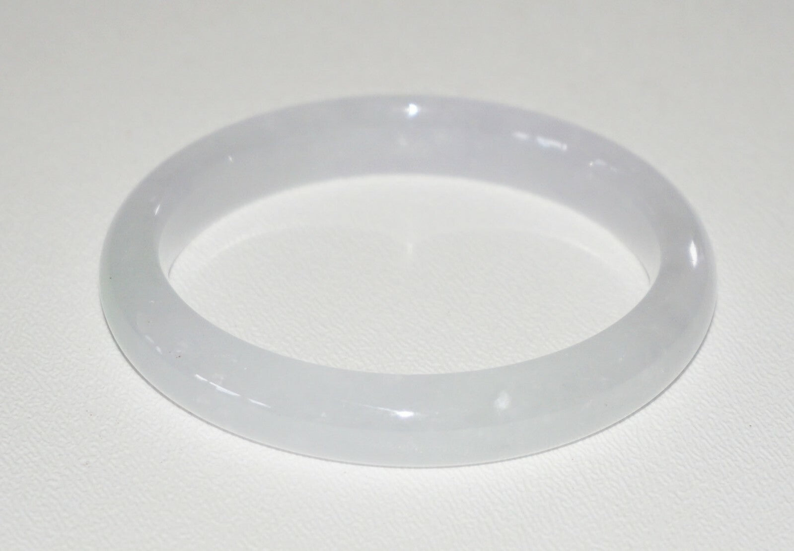 Vintage Chinese Semi Translucent White Jadeite Jade Bangle Bracelet  (NoN) B1