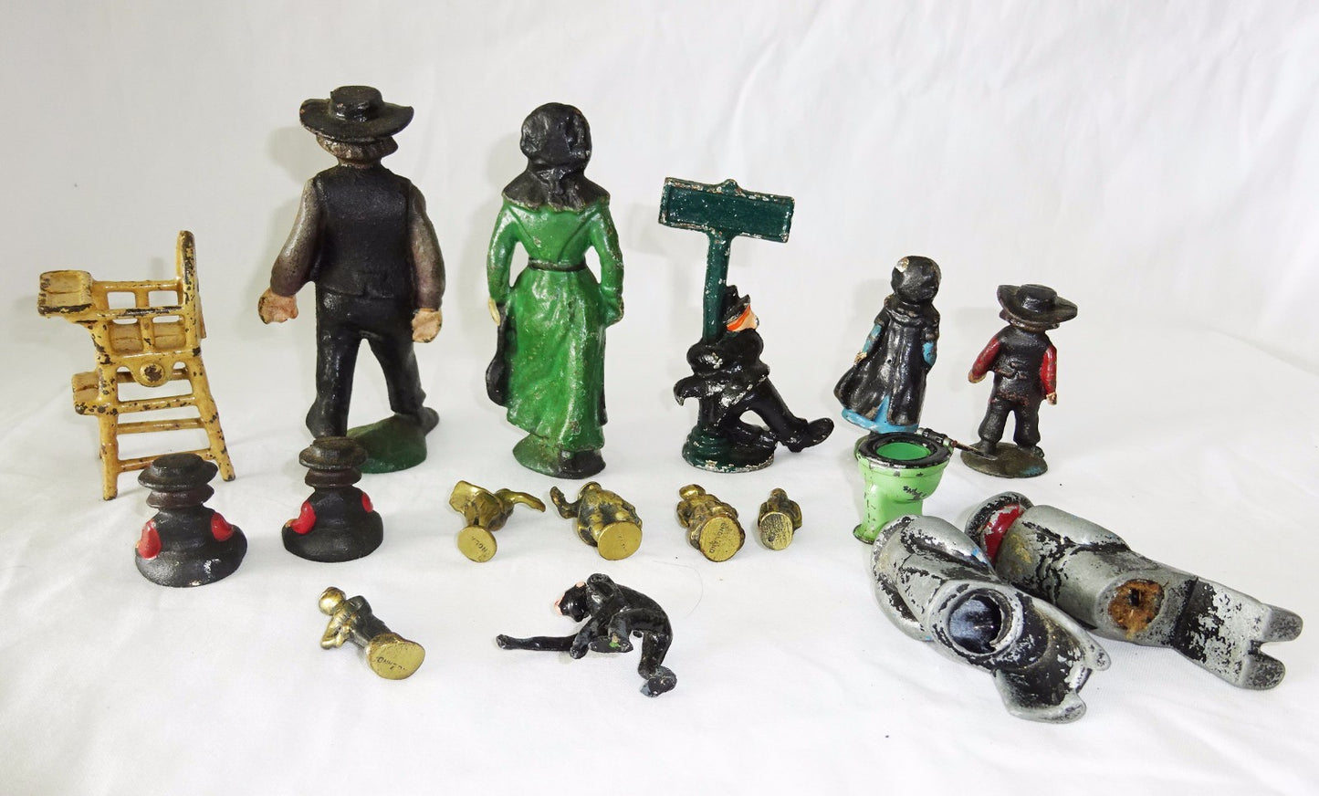 17x Antique Enameled Lead + Brass Figures & Furniture (Mal)