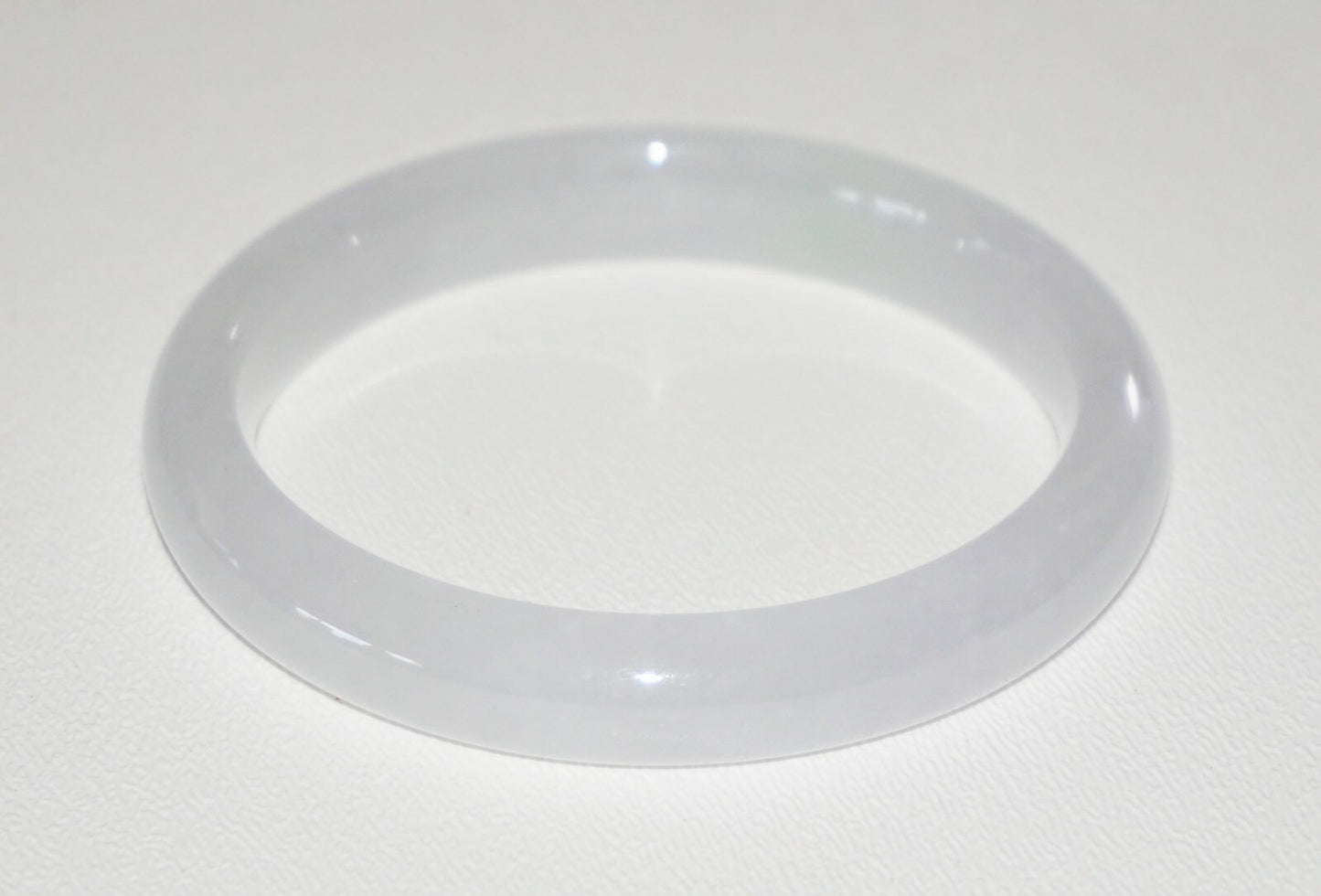 Vintage Chinese Semi Translucent White Jadeite Jade Bangle Bracelet  (NoN) B1