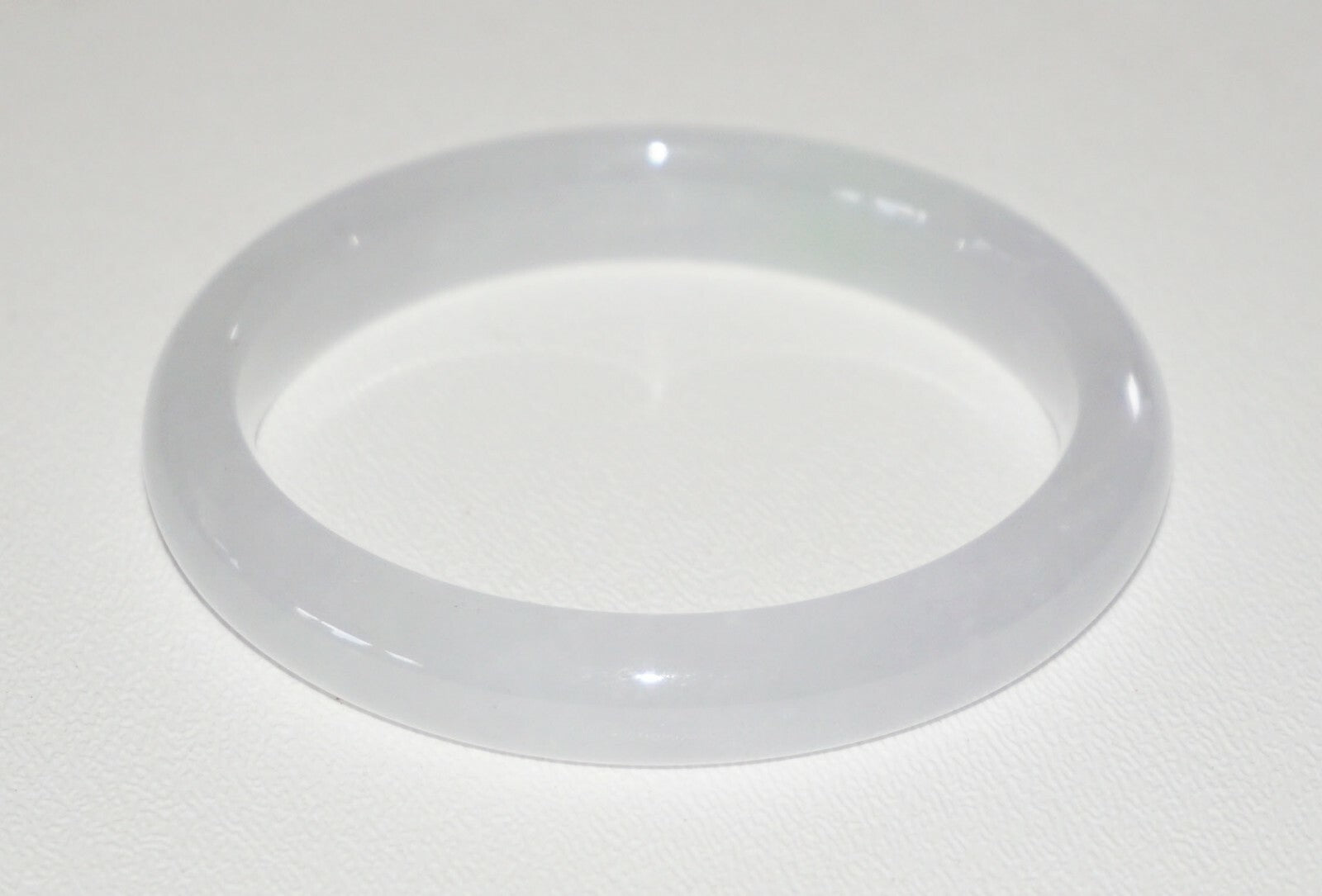 Vintage Chinese Semi Translucent White Jadeite Jade Bangle Bracelet  (NoN) B1