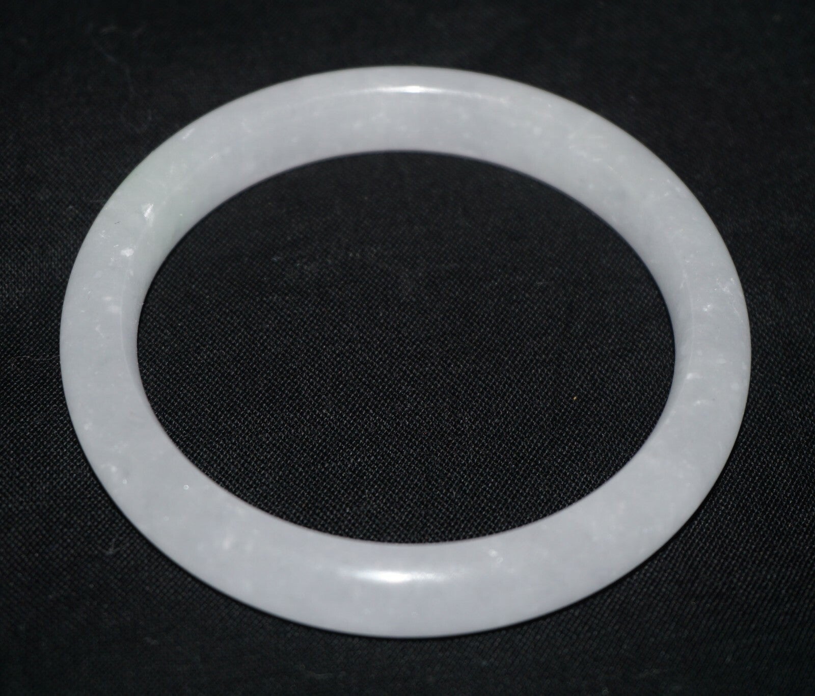 Vintage Chinese Semi Translucent White Jadeite Jade Bangle Bracelet  (NoN) B1