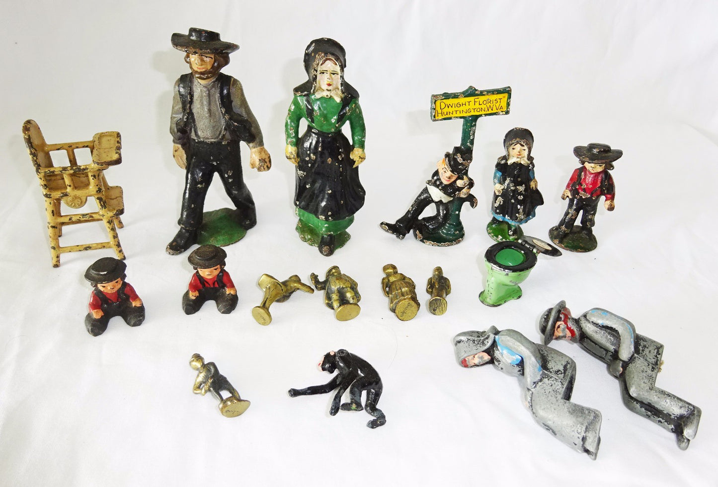 17x Antique Enameled Lead + Brass Figures & Furniture (Mal)