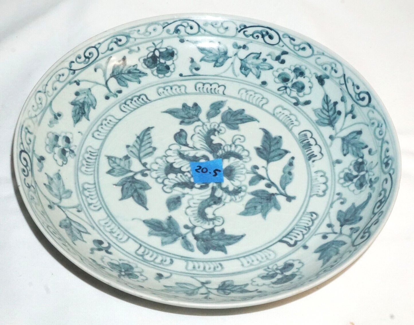 16C Chinese Anamese Blue & White Floral Motif Large Plates or Chargers (JSt)20.5