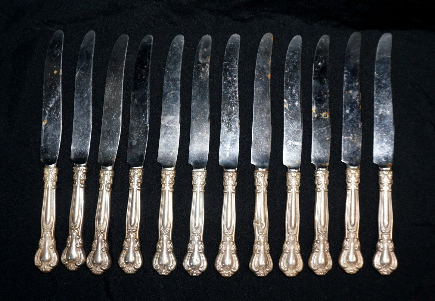 12Pc American Sterling Silver Luncheon Knives 8 3/4"-Gorham Chantilly 1895 (ChB)