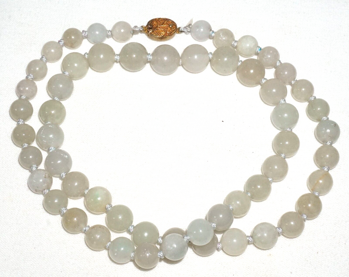 Vintage Chinese Grey Green Jadeite Jade Bead necklace w. Silver Clasp  (---)#1