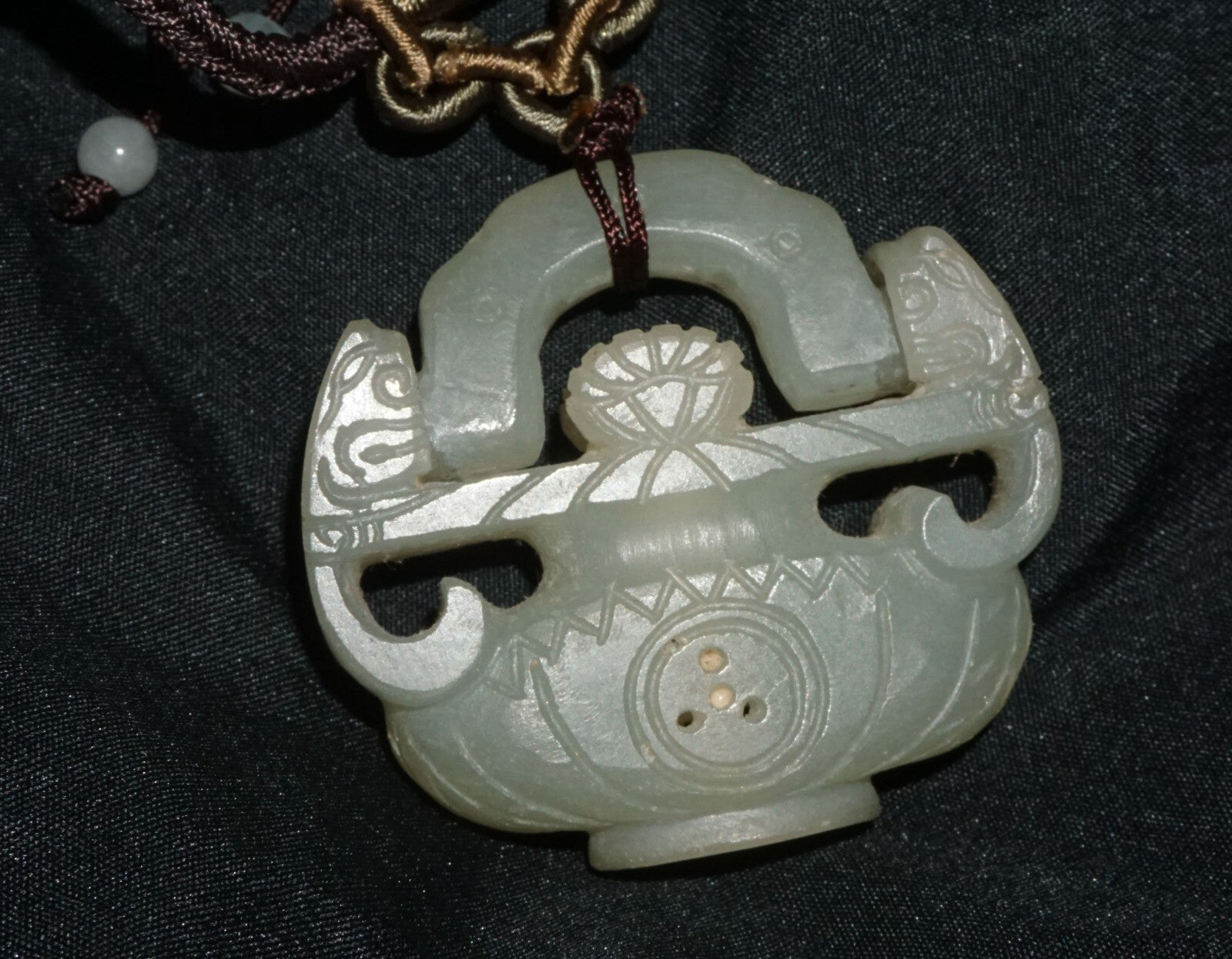 Vintage Chinese Nephrite Jade Flower Vase w. Hinged Handle Motif Pendant  (---)